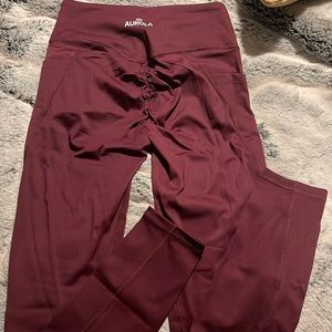 Aurola leggings (amazon dupe for alphalete) size small maroon